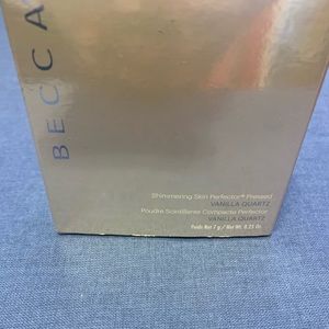 BECCA Shimmering Skin Perfector Pressed Vanilla Quartz